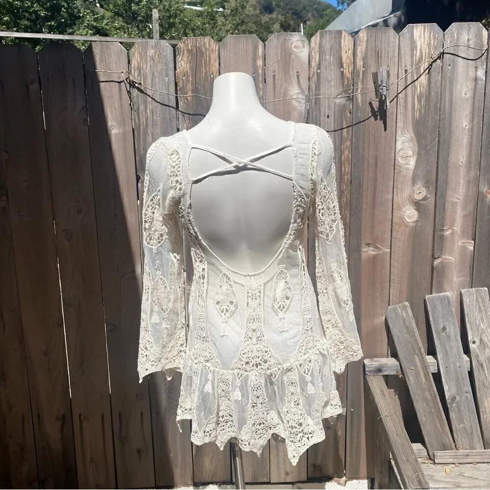 Jen's Pirate Booty Mandolin Backless Mini Dress in Lace size small - Picture 13 of 16